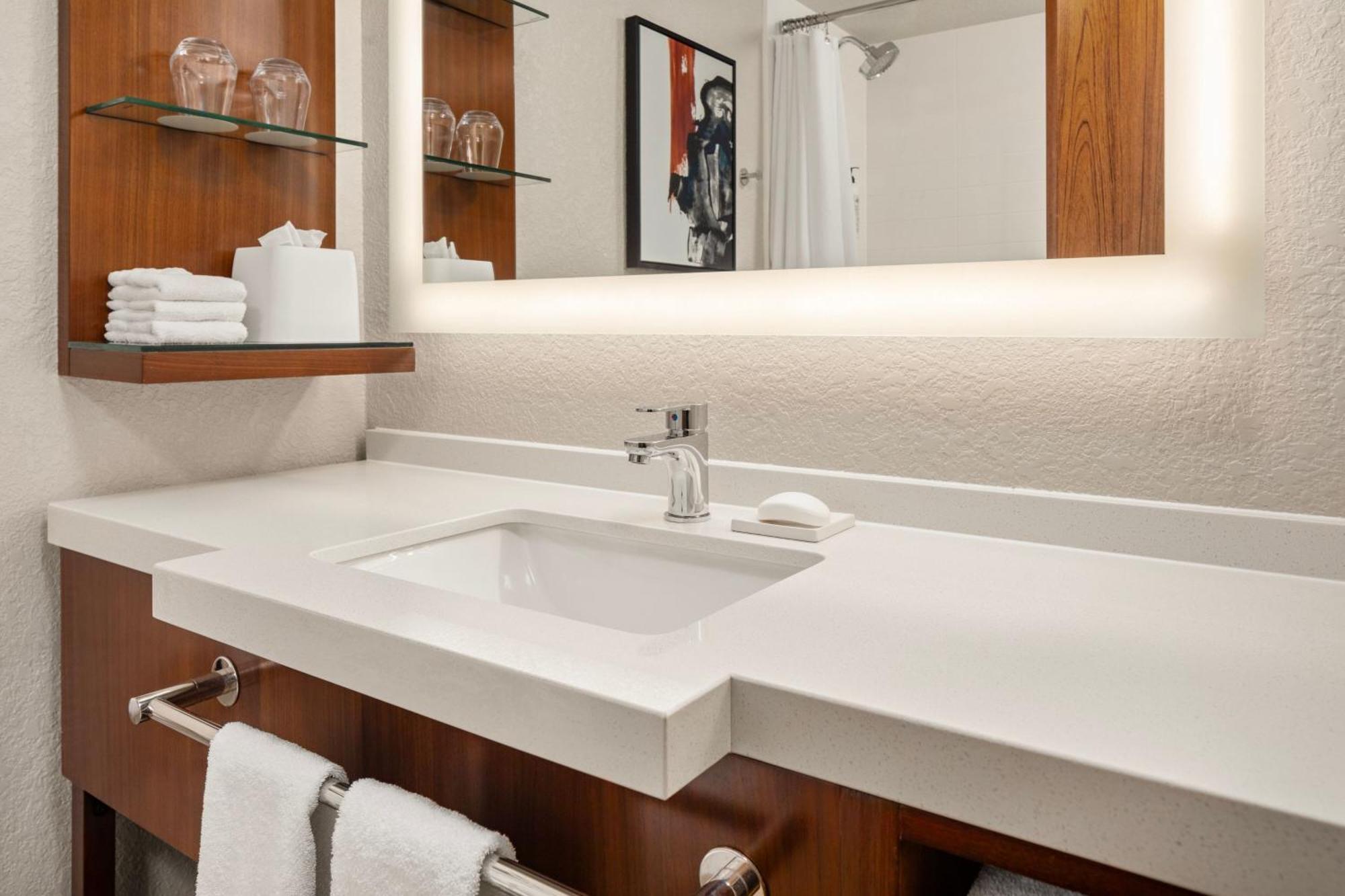 Delta Hotels By Marriott Minneapolis Northeast Εξωτερικό φωτογραφία